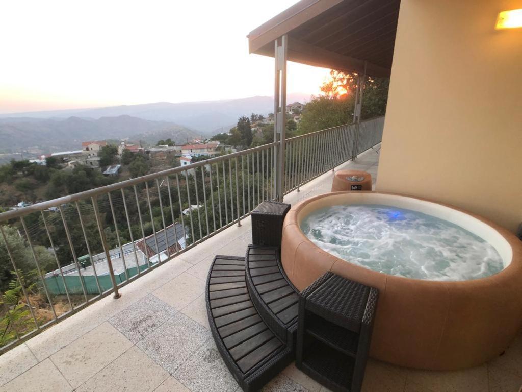 Zoopiyi Retreat Centre Cyprusヴィラ エクステリア 写真